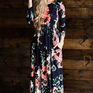 Maxi dress